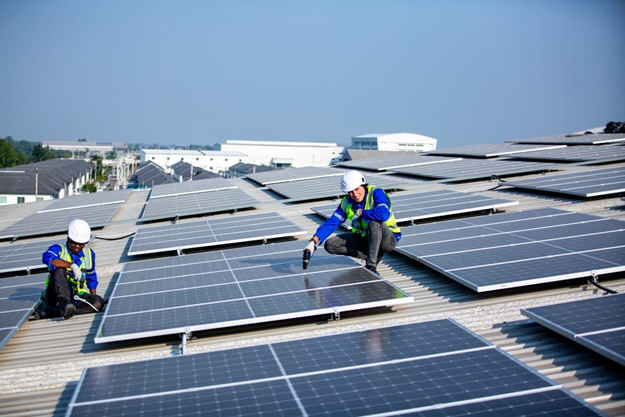 Commercial building solar